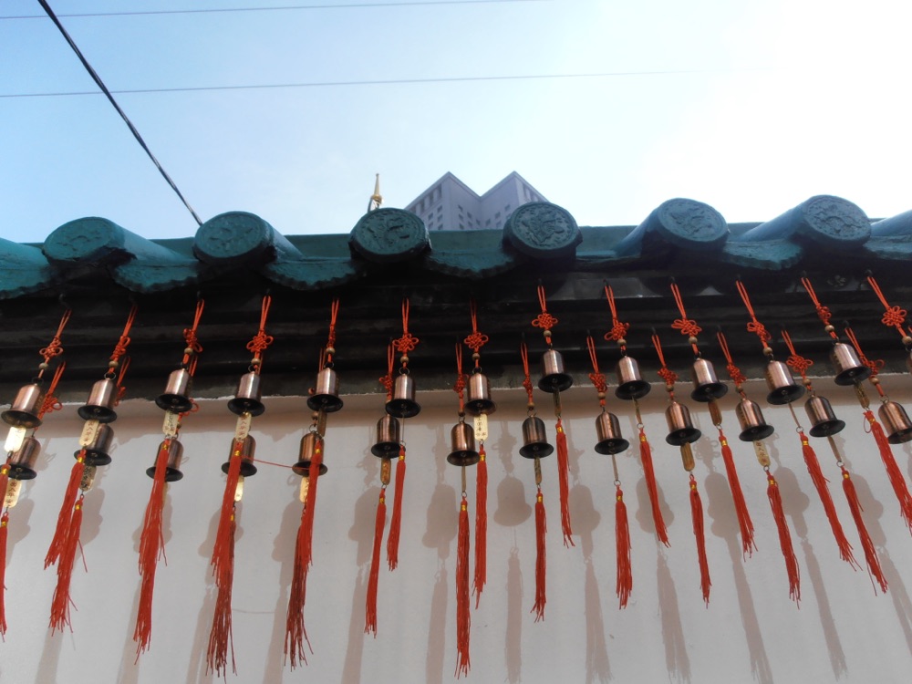 古庙游神